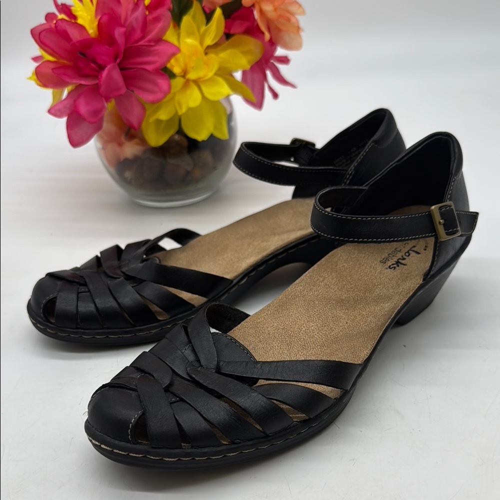 Clarks Black Woven Heels with Tan Insole Size 7.5 BHE8338B